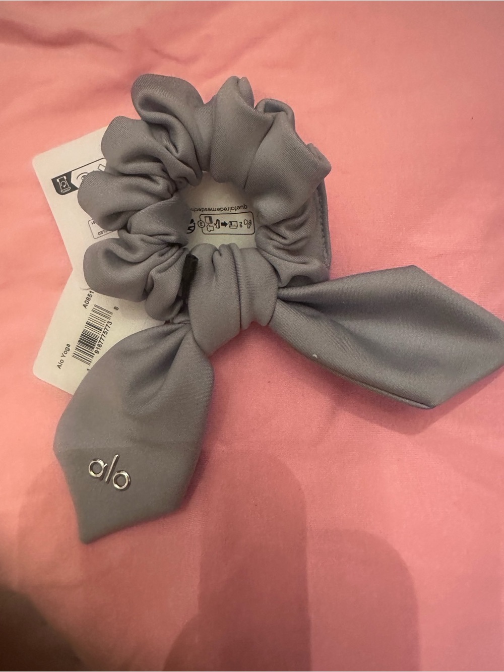 ALO Yoga Gray/ Blue Bow Knot Scrunchie